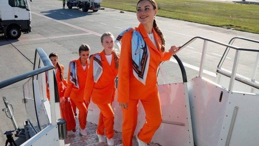 Polish airline flight attendants may choose sneakers and pants as dress code