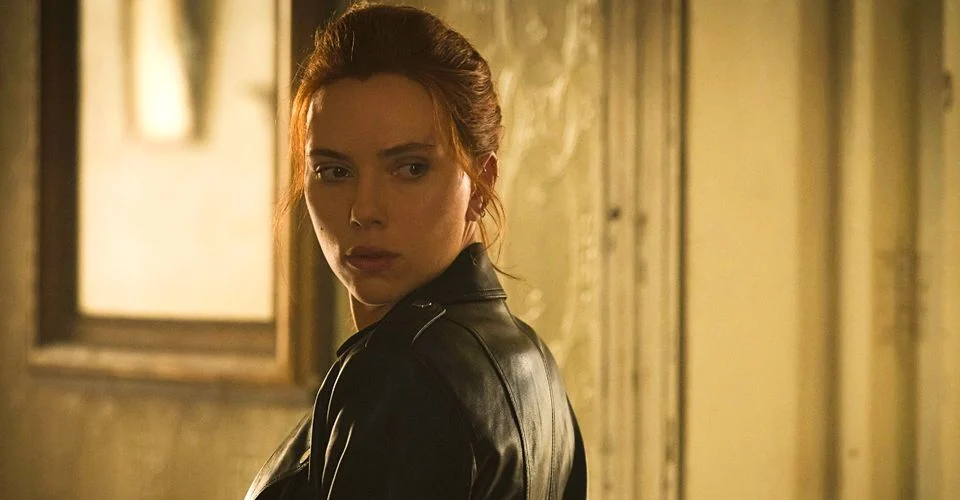 Natasha Romanoff (Scarlett Johansson) in Black Widow (Reproduction / Miracle)