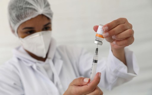 COVID-19: United Kingdom allows vaccination with CoronaVac and Covaxin - poca Negócios