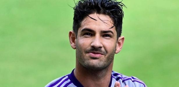 Alexandre Pato ends 2021 in US with injuries, reserves and no goals