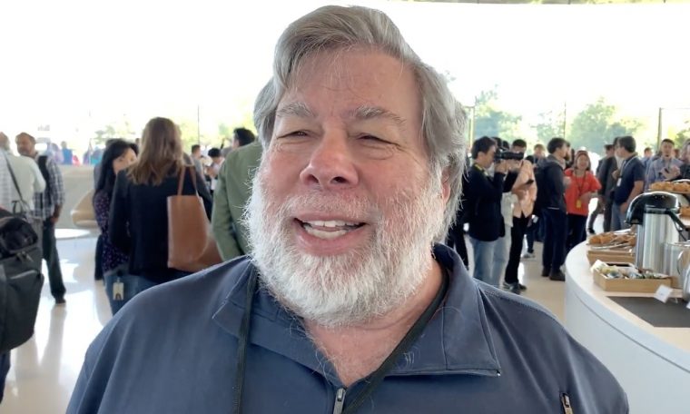 Apple co-founder reveals he can't see what's new in iPhone 13  cell phone