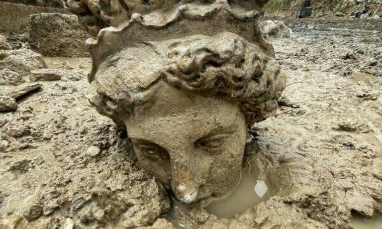 Archaeologists find heads of Greek gods at site in Turkey; View Photos |  World