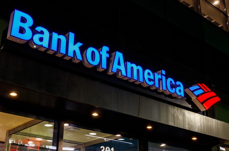 Lack of manpower, US banks hire ex-criminals