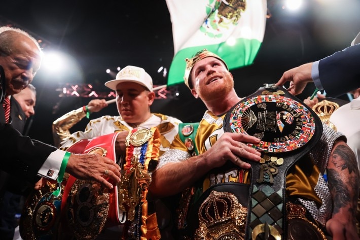 Nævne nul elskerinde Saul Canelo lvarez becomes first unified Latin American champion boxer