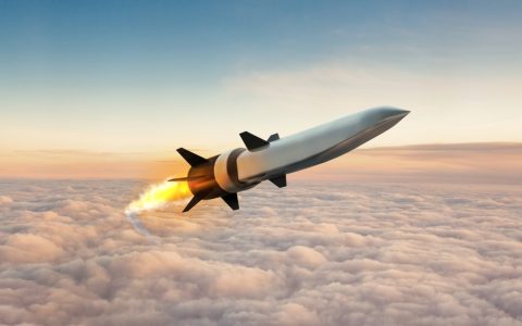 The United States signed contracts with giant companies for the production of supersonic defense missiles.  politics news
