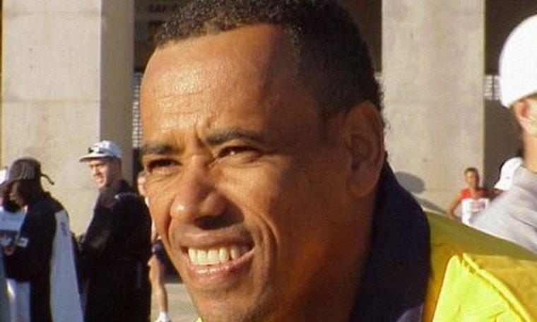 World medalist Luiz Antonio dos Santos passed away at the age of 57 in Toubate.  Play