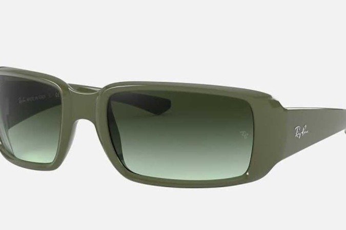 RB4338 sunglasses with military green frame, by Ray-Ban (BRL 690 to BRL 345)