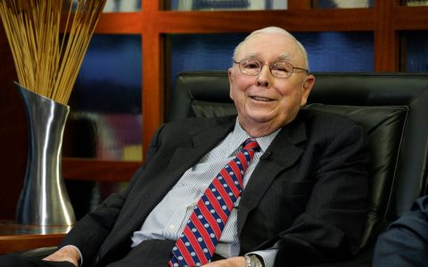 Billionaire Charlie Munger: "Almost Any Currency Will Be Worthless Within 100 Years"