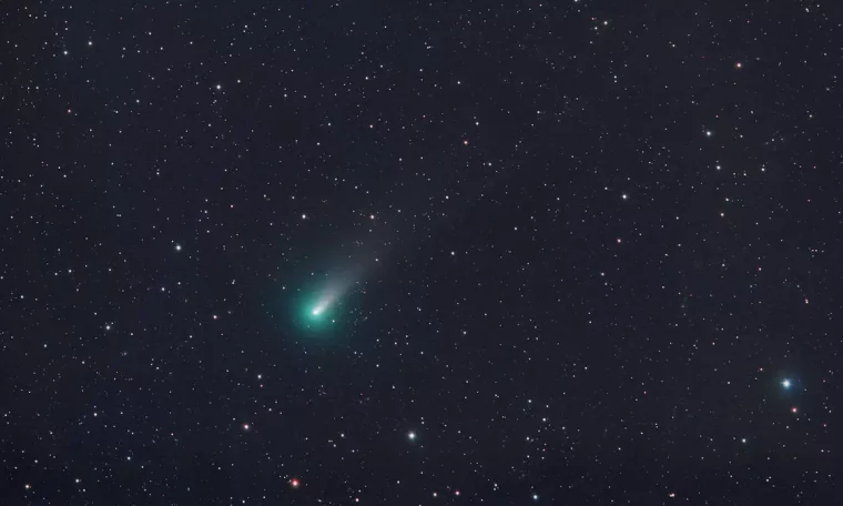 Comet Leonard is approaching.  However, its clarity does not increase