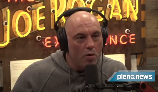 Which connects to Rogan Getr and 'pulls' 1 million users.  World