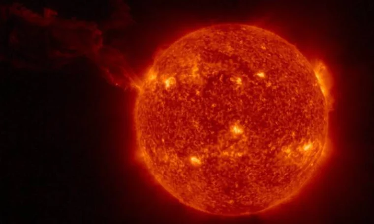 NASA publishes stunning video of largest eruption at solar prominence