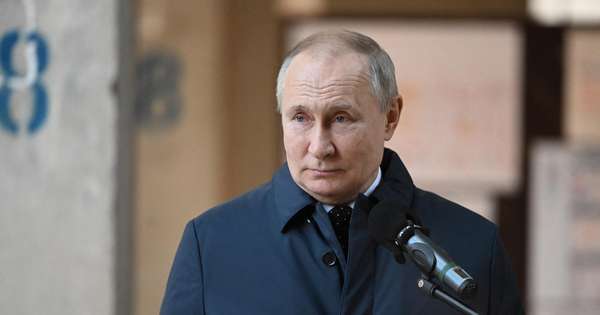 Putin announces tough measures to support anti-sanction ruble - International