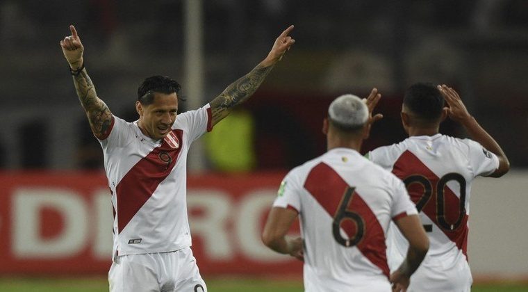 Peru made it to the play-offs and awaits Australia or the United Arab Emirates - football