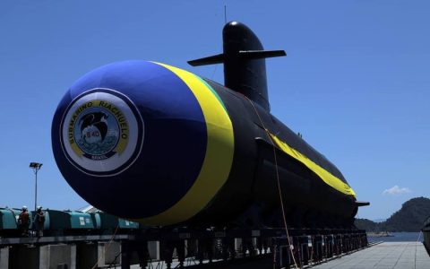 US spy tries to sell nuclear submarine secrets to Brazil