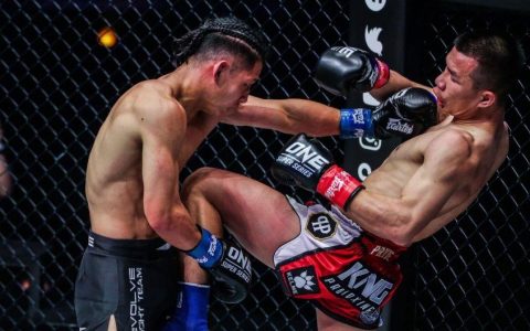 'TV Network!  'Extreme Fighting' shows duel for kickboxing belt this Friday (15)