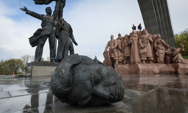 Kyiv demolishes Soviet-era monument symbolizing Russian-Ukrainian friendship.  World