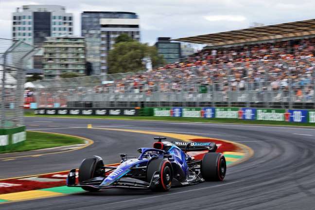 Albon's feat in Australia won praise from Pirelli 