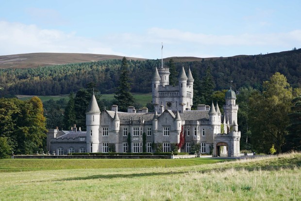 How to Visit Queen Elizabeth's Palaces in the UK - Queen Elizabeth _ Balmoral Castle (Photo: Getty Images)
