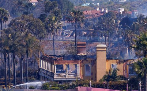 homes destroyed by california fires