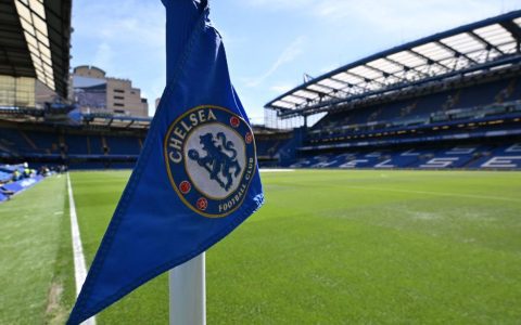 Chelsea prepare to enter Manchester City youth and striker
