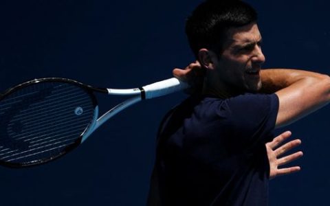 Djokovic at risk of dropping top of rankings, debuts with victory in Rome