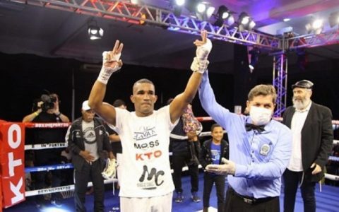 Esquiva Falco beat Argentina and went undefeated in professional boxing
