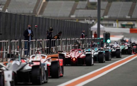 Formula E prepares tests with charging equipment and could return with pit-stops in 2023