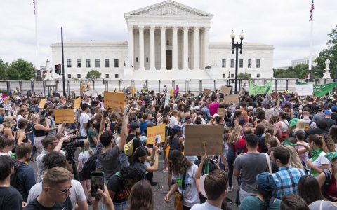 US Supreme Court curtails government power to cut carbon emissions from power plants  World