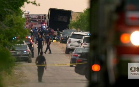 USA: 46 people found dead inside a truck in San Antonio, Texas