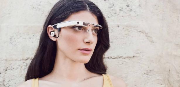 Years later, Google tests again with AR glasses
