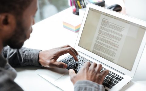 How Writers Maintain Originality And Accuracy Using Modern Writing Tools